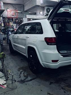 جيب جراند شيروكي